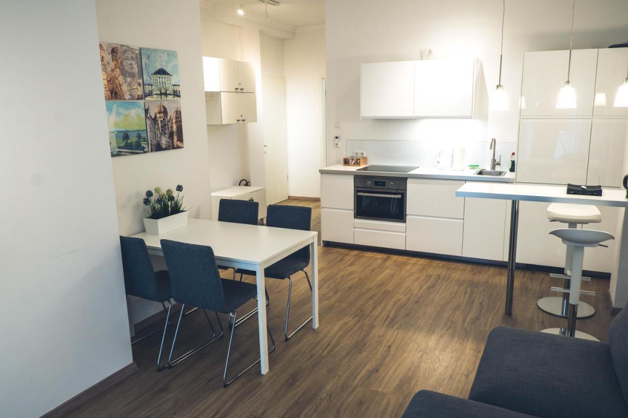 Stylisch Eingerichtete Wohnung Mitten In Muenchen! 외부 사진